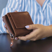 nahkalompakko chesterfield hanoi konjakinruskea