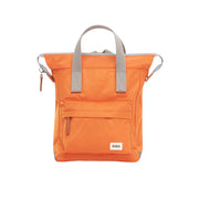 sustainable roka london nylon reppu bantry b burnt orange pieni oranssi