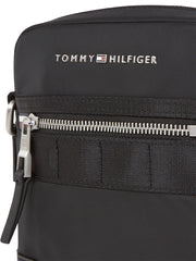 Reporter olkalaukku musta tommy hilfiger